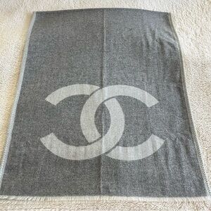 CHANEL Cashmere Stole / Scarf - Gray